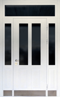 Входная группа с терморазрывом, остеклением и отбойниками (белые панели МДФ RAL)