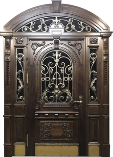 Входная парадная группа с терморазрывом, стеклом, отбойниками и ковкой (массив с резьбой) Входная парадная группа с терморазрывом, стеклом, отбойниками и ковкой (массив с резьбой)